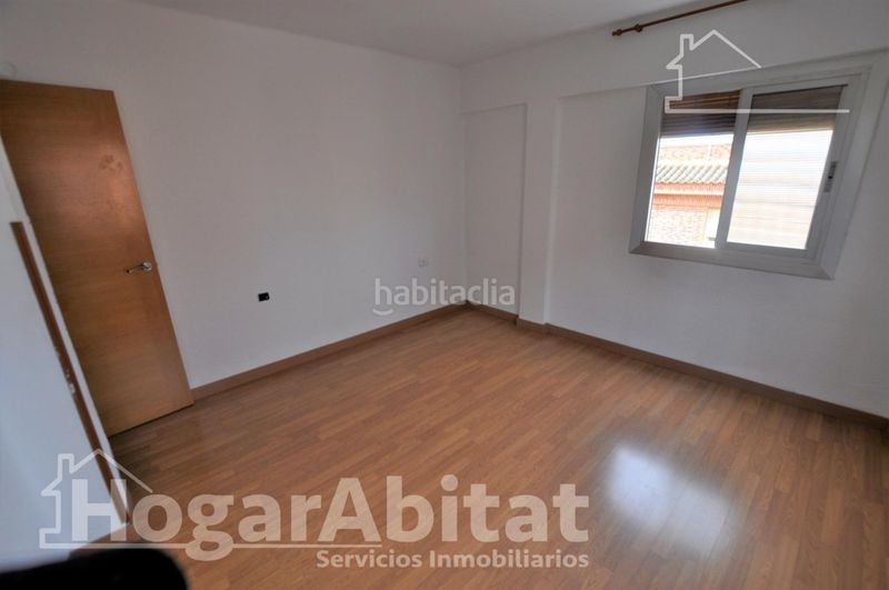 Foto 02ddb982-4443-4222-b37d-16dec4b16a90. Pis a El Mercado Manises