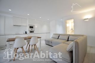 Piso  Calle ciudades unidas. Primera línea de playa! reformado en residencial con piscina y t