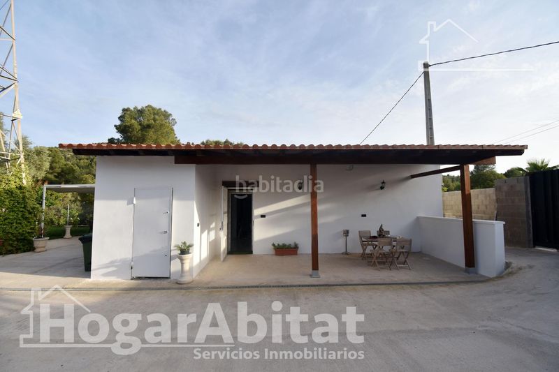 Foto 160c39c2-29bc-4ab3-b2b8-0a7930b21030. Xalet amb aparcament a Alcora (l´)