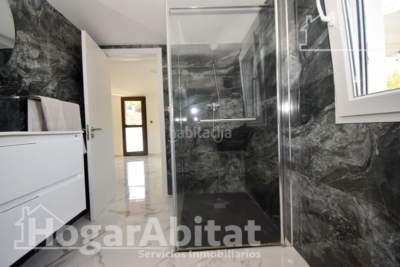 Foto ca14d247-d541-4ed0-a741-ec177b166332. Xalet amb aparcament a Alcora (l´)