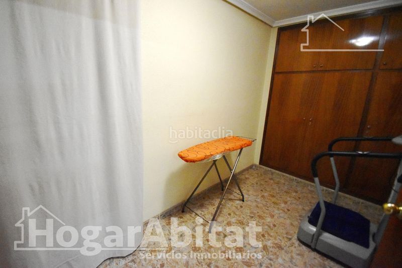 Foto 0af69c98-d118-4cbe-8245-9b395bf3c1c1. Pis amb aparcament a Alcora (l´)