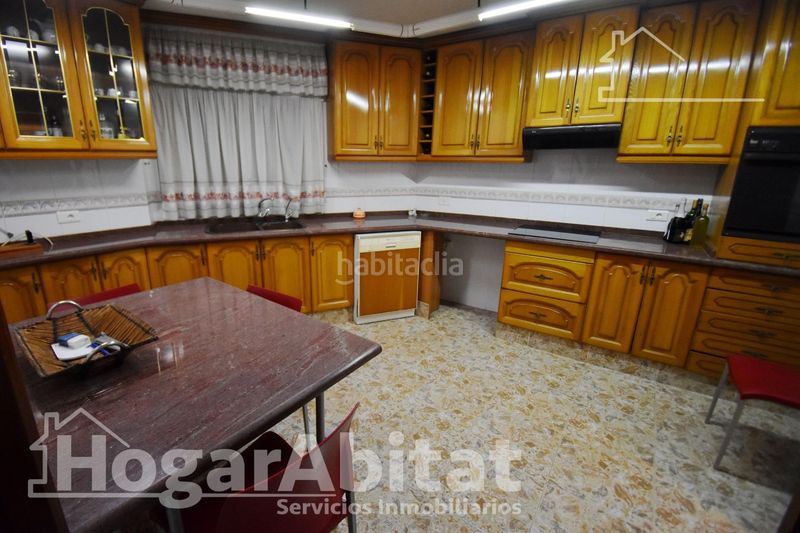 Foto de6408af-e90f-4908-ad09-def960be9a2a. Pis amb aparcament a Alcora (l´)