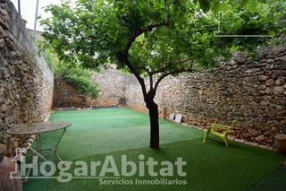 Casa  Calle lope de vega. Villalonga centro! magnífica casa luminosa con dos amplias terra