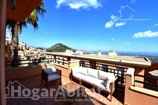 Flat  Carrer vall d'albaida. Vistas espectaculares! amplio en residencial con piscina, terraz