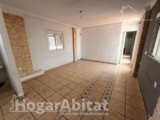 Penthouse  Avenida paiporta. Ático para reformar y personalizar a tu gusto con ascensor y tra