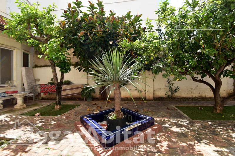 Foto 4838ae16-bee8-4328-ad32-9a227bf515ca. Casa a Plaza Elíptica - República Argentina Gandia