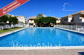 Casa adossada a Calle del Pintor Ribera-Playa Flamenca