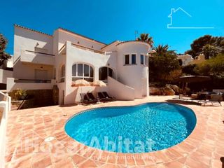 Chalet  Carrer atamant. Precioso chalet con piscina, 3 terrazas, garaje y licencia turís