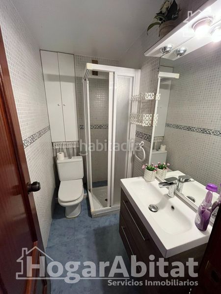 Piso muy bonito y acogedor en primera linea de playa te encantará! en Valencia - Imagen 8