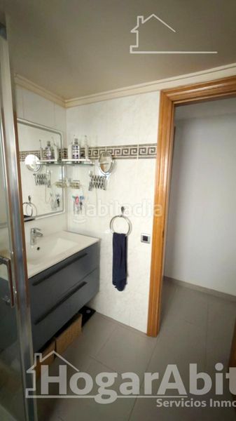 Piso 4 dormitorios con balcón y ascensor cerca de universidades en Valencia - Imagen 24