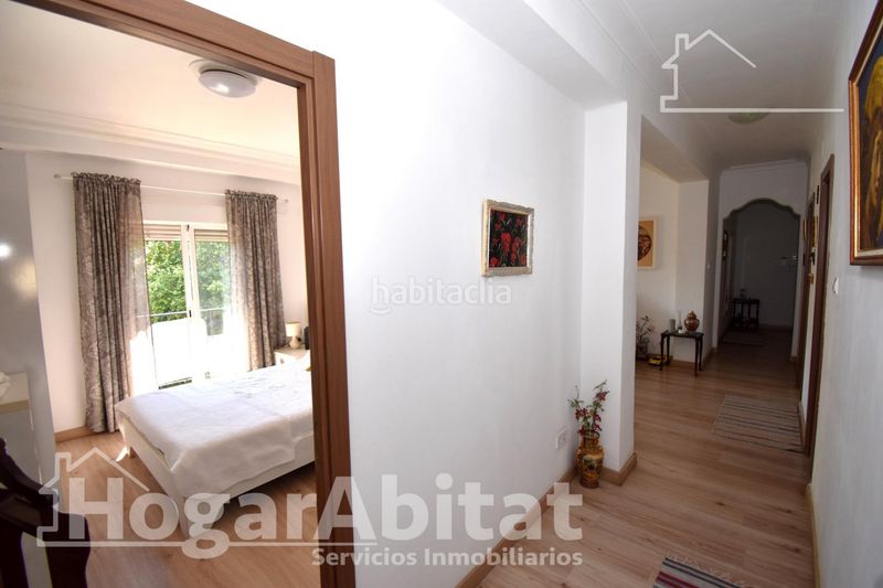 Piso reformado, exterior y amplio con 4 dormitorios en primado reig en Valencia - Imagen 38
