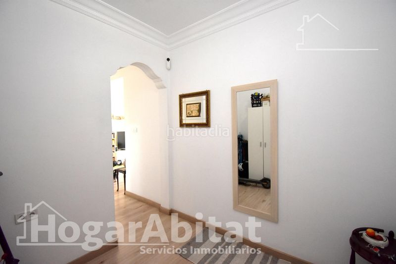 Piso reformado, exterior y amplio con 4 dormitorios en primado reig en Valencia - Imagen 34