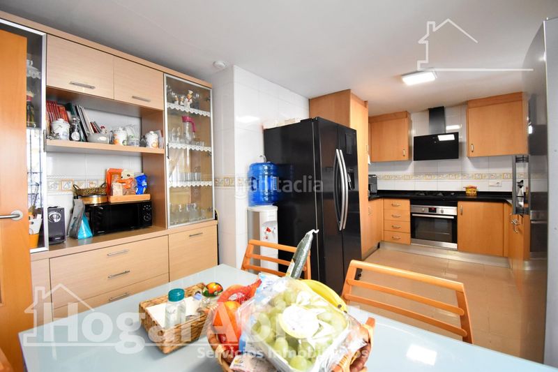 Foto 8d0e14f5-fa70-4e1f-9fe9-29c9506ffc67. Casa adossada amb aparcament a Bellreguard