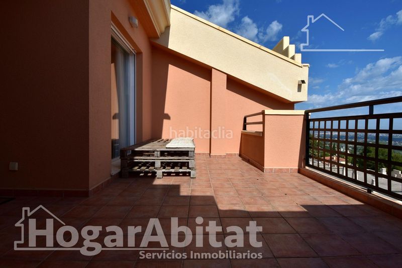 Foto c9cd6329-4571-40f7-b35b-8b6c9bc3f260. Àtic amb calefacció aparcament piscina a Pedreguer