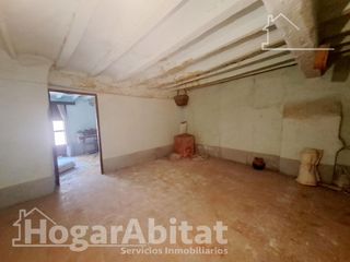 Haus  Calle dolores. Gran casa económica para reformar con garaje y terraza