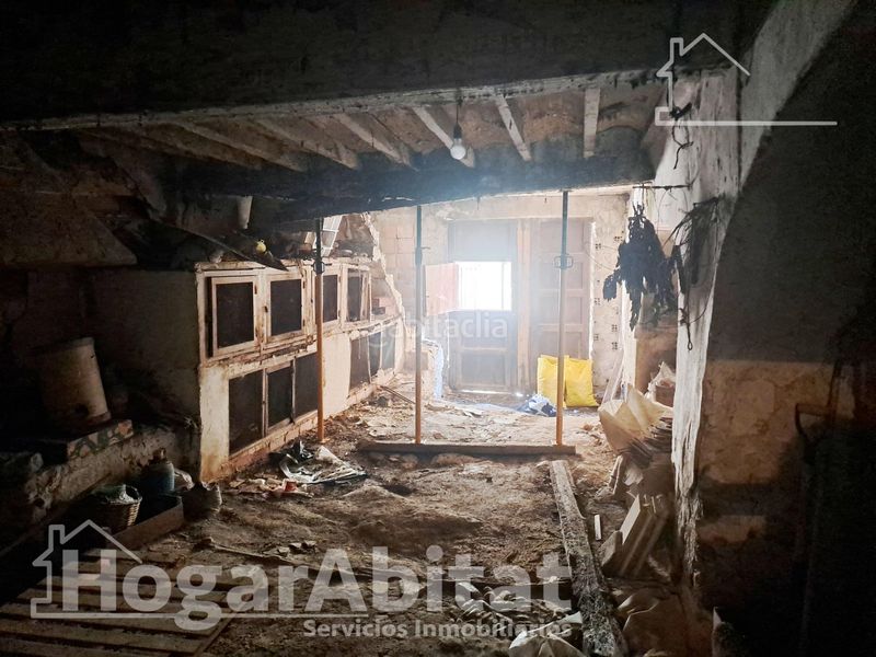 Foto a19708ee-c7d1-4c14-b916-6565d74db3a2. Casa amb calefacció a Alcora (l´)
