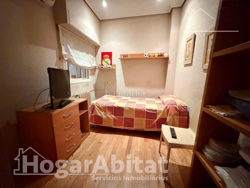 Foto 1ad68298-e004-4d09-a5fe-5a2c3d71bcdb. Casa amb calefacció aparcament a El Alborgí Paterna