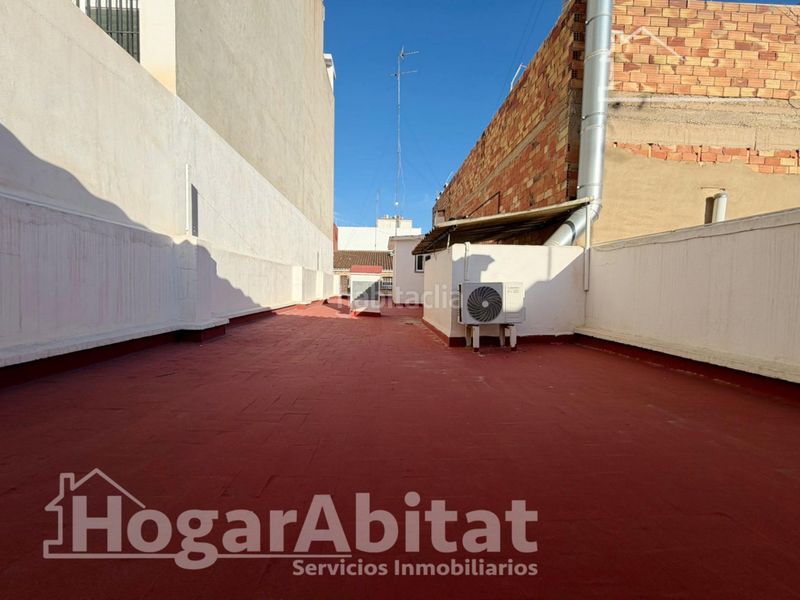 Foto 8f13734f-97b8-48d3-a07f-1722d9c0a6f2. Casa amb calefacció aparcament a El Alborgí Paterna