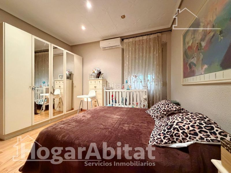 Foto dac372ed-28ef-48e6-9fda-ff9bd909ff45. Casa amb calefacció aparcament a El Alborgí Paterna