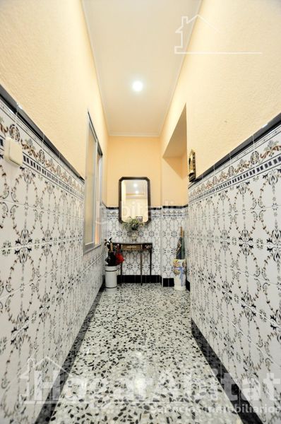 Foto 98354a15-374a-4e19-8f09-80525ae16300. Casa amb aparcament a Zona Concordia Burjassot