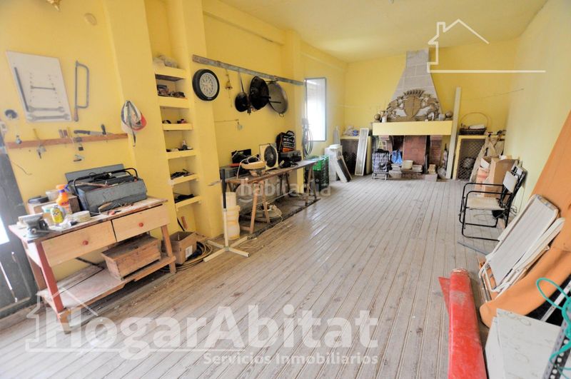 Foto ed28285a-7825-4b47-8a6e-e4d874eb61fd. Casa amb aparcament a Zona Concordia Burjassot