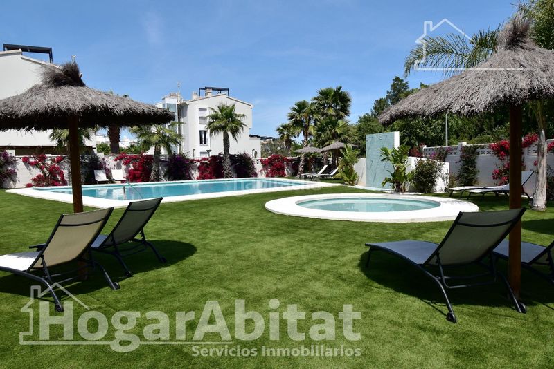 Foto 6a82180c-fb6f-4546-a259-e2d84316a1ae. Àtic amb calefacció piscina a El Montgó Dénia