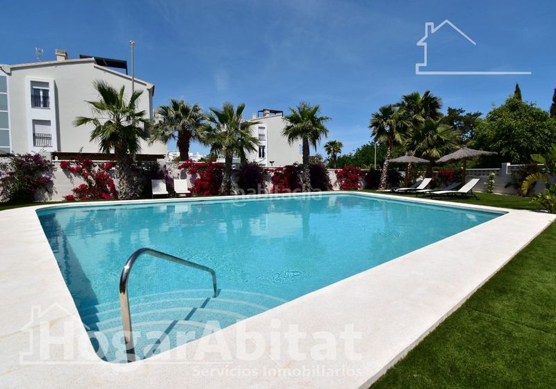Foto f6d37765-ab98-45f8-943b-af934f40fb2a. Àtic amb calefacció piscina a El Montgó Dénia