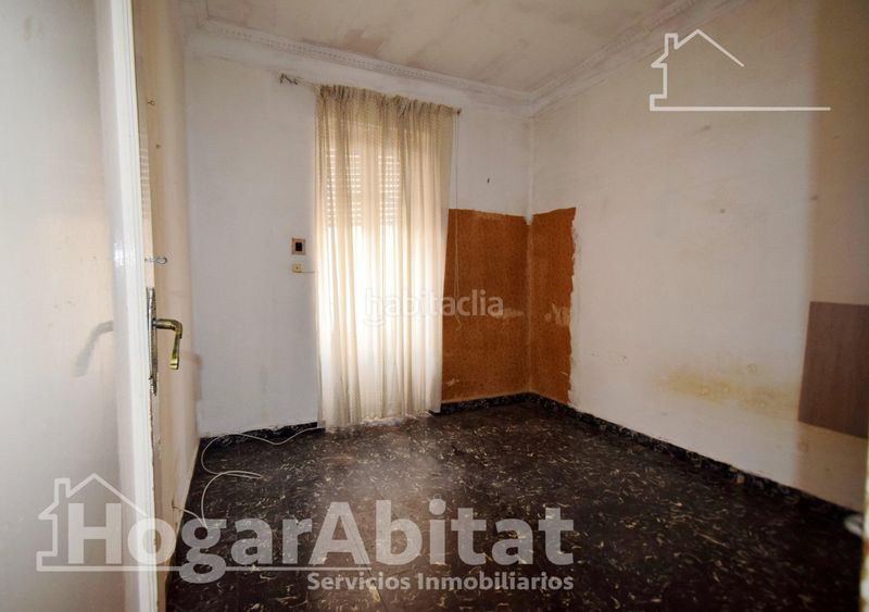 Foto 1da08bfc-3db0-4a9c-92eb-e32df8571575. Casa amb aparcament a Moncada
