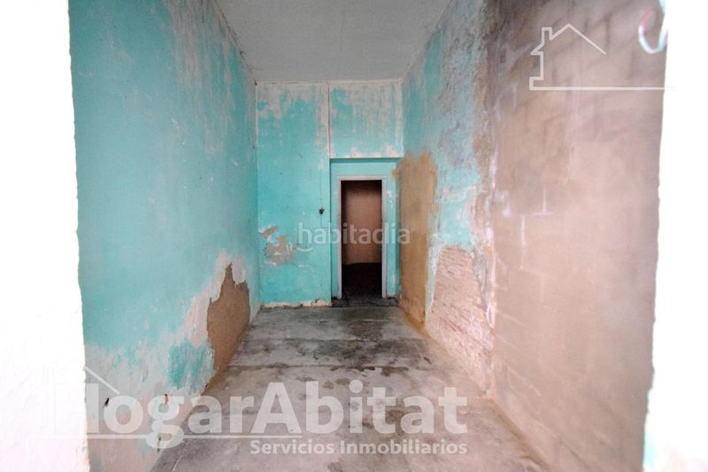 Foto a1d358e0-2a84-485c-816d-80bef5bc3cda. Casa amb aparcament a Moncada