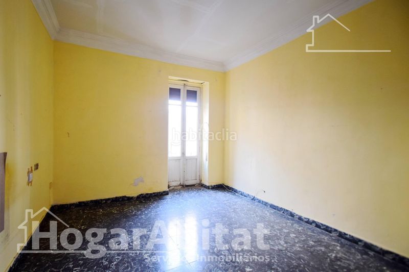 Foto f158802c-4614-4c92-94fa-28b0f97be81a. Casa amb aparcament a Moncada