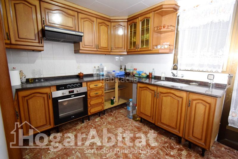 Foto b2d26e30-217d-46a1-a9f5-85b1a3b79c5f. Casa amb calefacció aparcament a Catarroja
