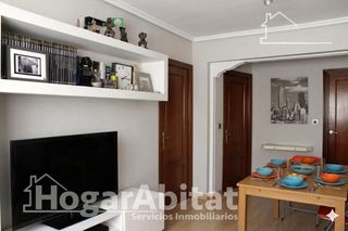 Etagenwohnung  Calle de blasco ibáñez. Gran oportunidad! exterior, amplio y luminoso con trastero