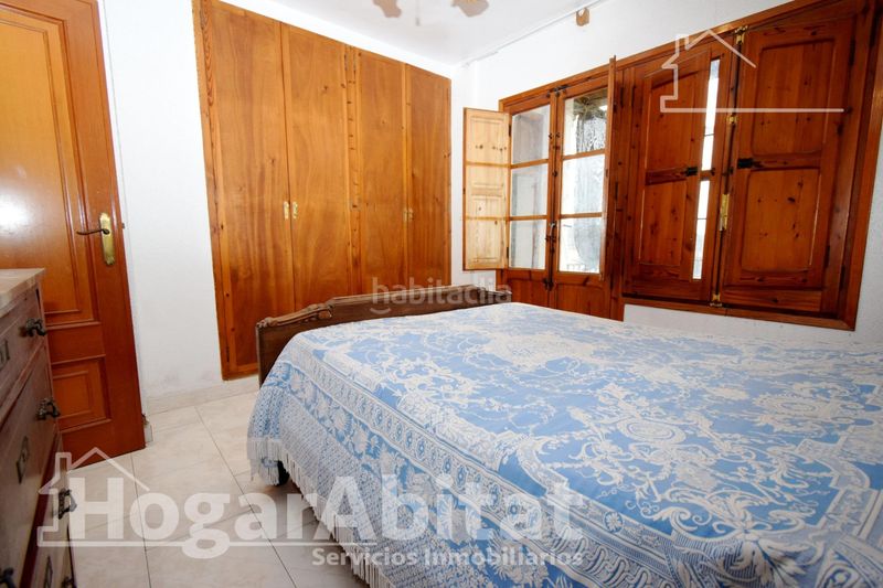 Foto 6ec9d429-2087-49d5-823c-7cd0ebb06216. Casa amb aparcament a Monserrat