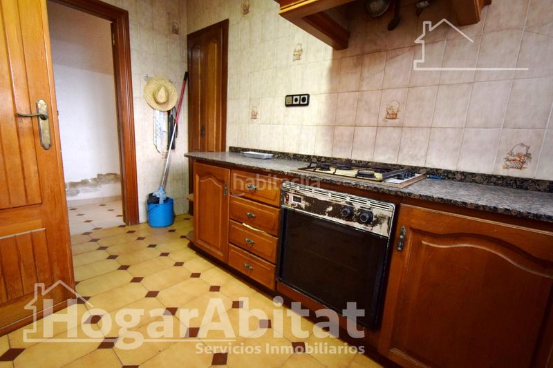 Foto 6f6d0699-2c09-43d9-baaf-f8adc87183be. Casa amb aparcament a Monserrat
