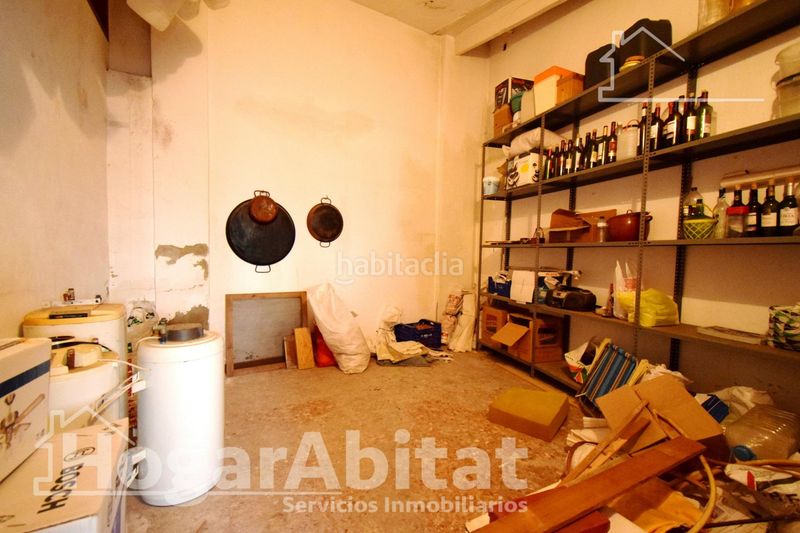 Foto fbeb08a5-6211-4487-a520-312f35174939. Casa amb aparcament a Monserrat