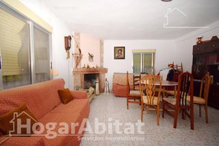 Chalet  Calle pluto. Oportunidad de inversión! chalet con piscina con muchas posibili