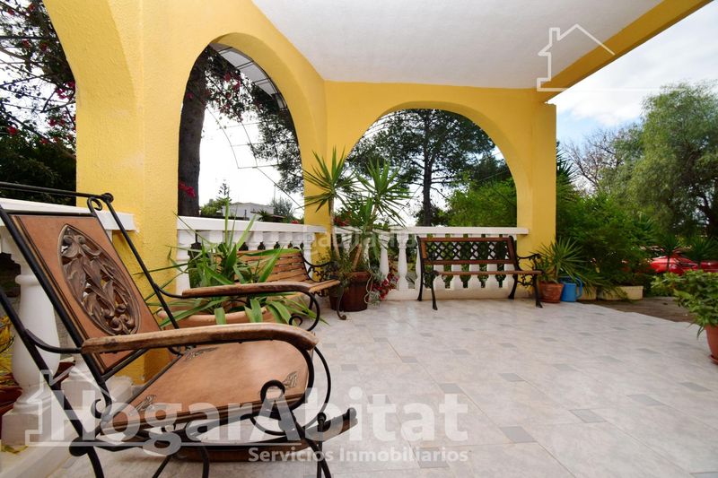 Foto 6909a075-d150-4ed6-8549-eb69a09683a9. Casa amb aparcament piscina a Urbanizaciones Llíria