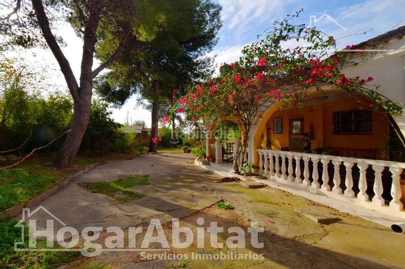 Foto deac7217-b062-46f2-b357-2379f5cd67a2. Casa amb aparcament piscina a Urbanizaciones Llíria