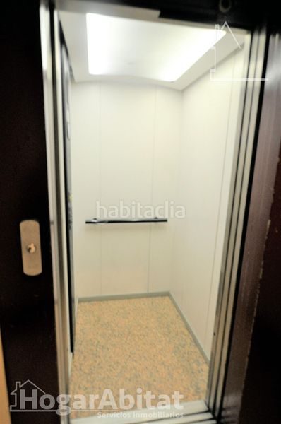 Foto af2dcf57-b0df-4afd-b585-6b7e3d52bb65. Pis amb calefacció a Tormos Valencia