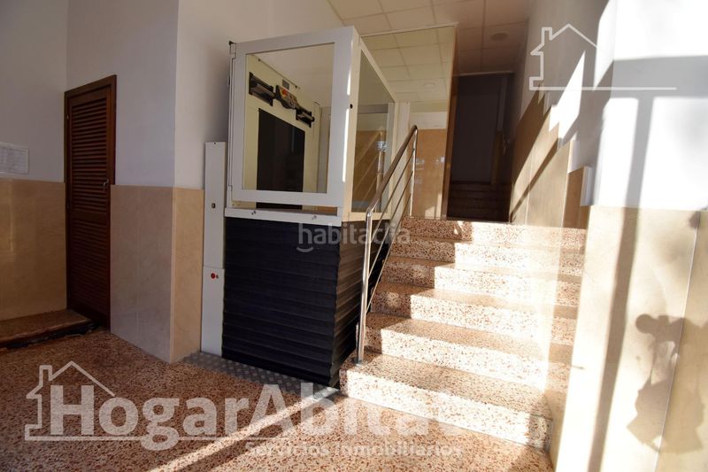 Foto 77e50b15-ee87-4790-b13e-591c9a0d6edf. Pis a Oliva pueblo Oliva