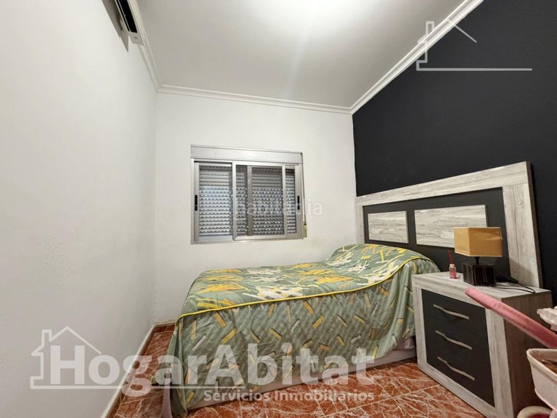 Foto 2aa268be-b3a4-40a6-b42f-a542103871b7. Chalet  con piscina, garaje, terraza y barbacoa en Vilamarxant