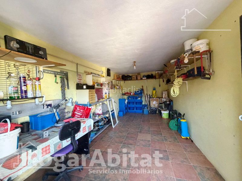 Foto 9fb0492f-2ce0-4254-b823-b5b5fe0eb746. Chalet  con piscina, garaje, terraza y barbacoa en Vilamarxant