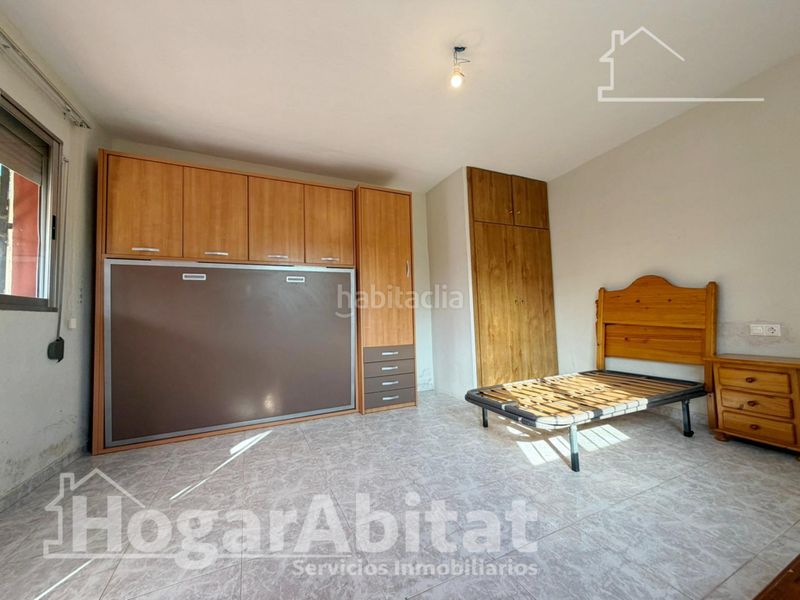 Foto a34a7aa3-61a0-4eaf-be41-599f9f26eaeb. Chalet  con piscina, garaje, terraza y barbacoa en Vilamarxant