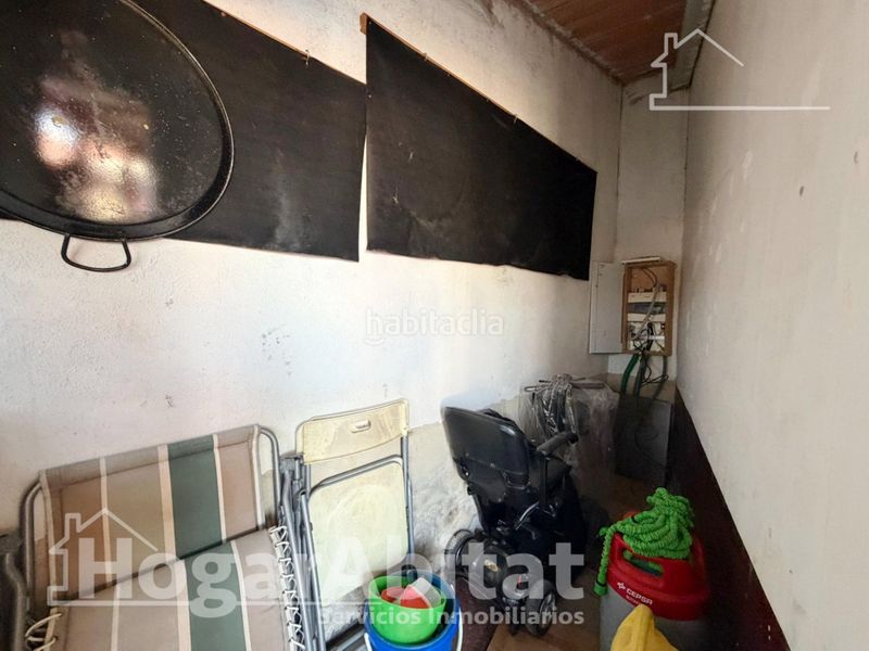 Foto f704445e-273e-43e1-accb-883105c7b2f2. Chalet  con piscina, garaje, terraza y barbacoa en Vilamarxant