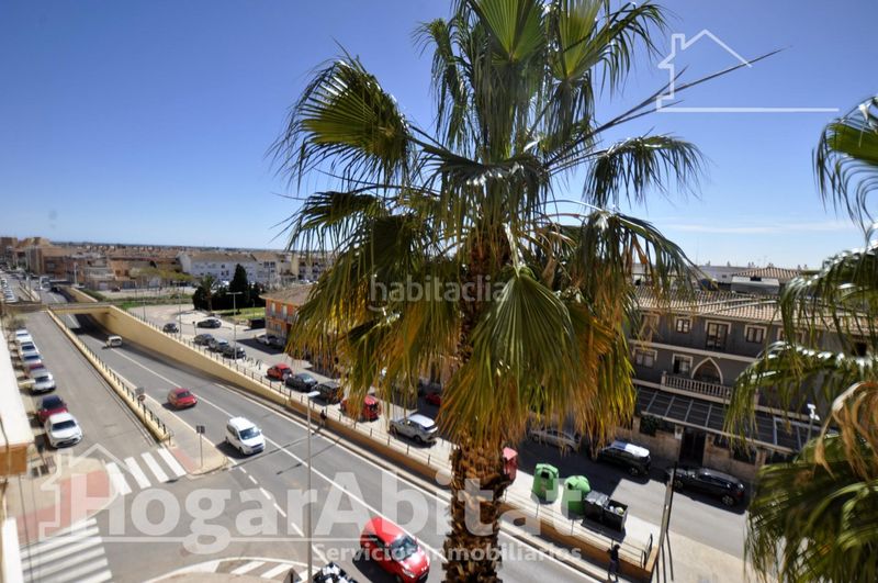 Foto 8625cfe8-a718-46e1-bb13-9f3d996655ce. Pis a Puçol ciudad Puçol