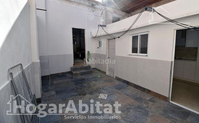 Foto 8e35abc6-cf72-480a-aaa9-d80a4196064f. Casa amb aparcament a Algemesí