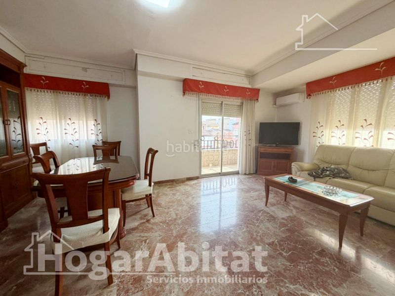 Foto 8e04bf64-d600-4e7a-8bb9-667059c373c4. Pis a Benaguasil