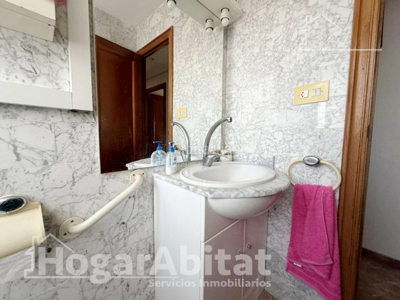 Foto d36b86ab-939f-45c9-b38f-f6dd80b6420a. Pis a Benaguasil