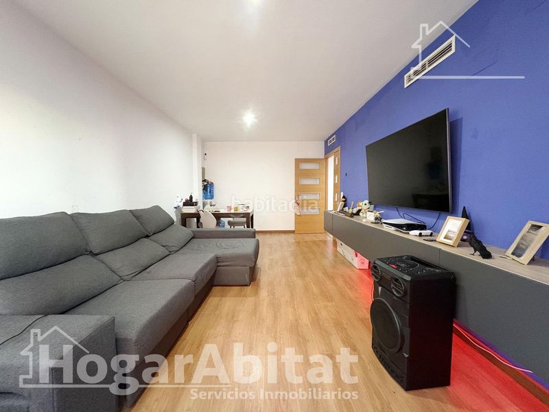 Foto b3a191b4-d34f-4564-954a-9ac8a85aa24e. Pis amb aparcament a Favara