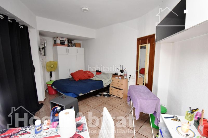 Foto d2eec617-b69f-4358-882a-a99538d30ff9. Pis a Sueca Sueca